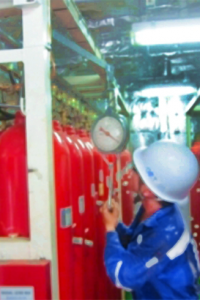 Bảo dưỡng thiết bị cứu hỏa tại cảng Tân Thuận